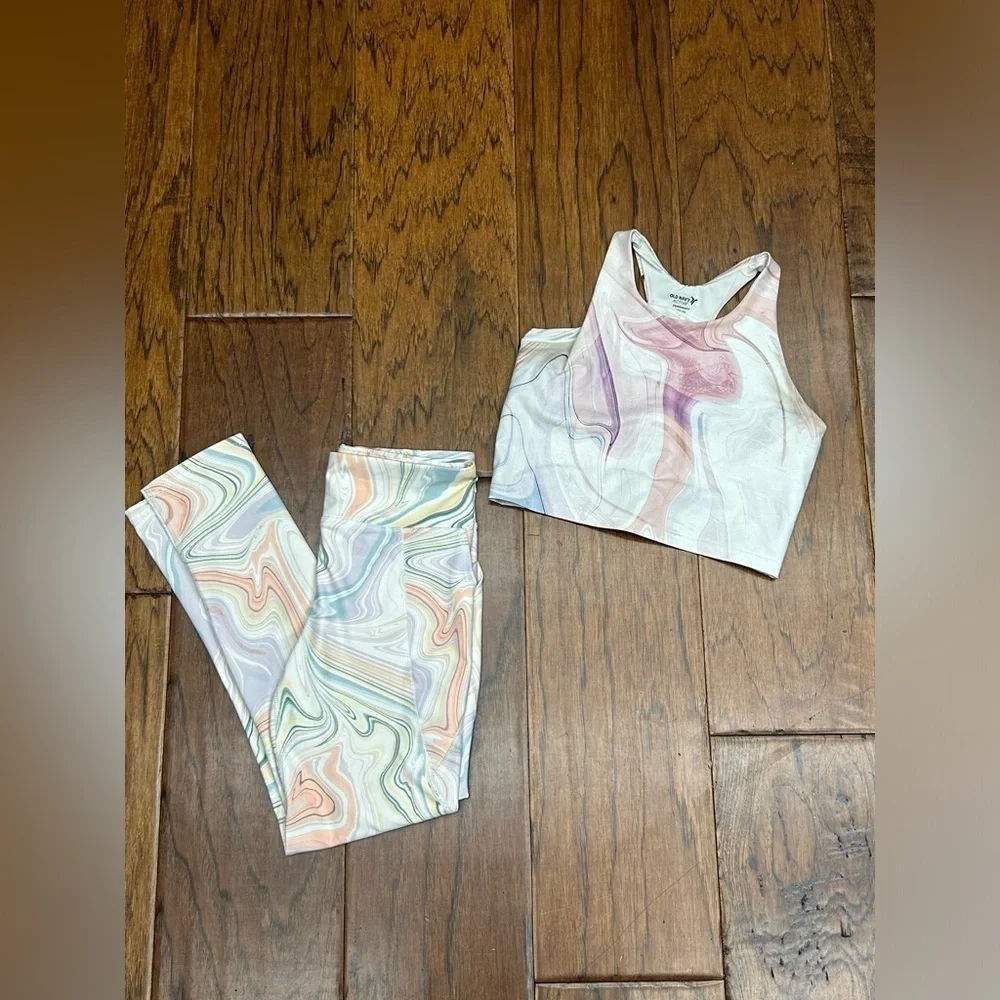 Old navy active children’s swirl pop power soft activewear